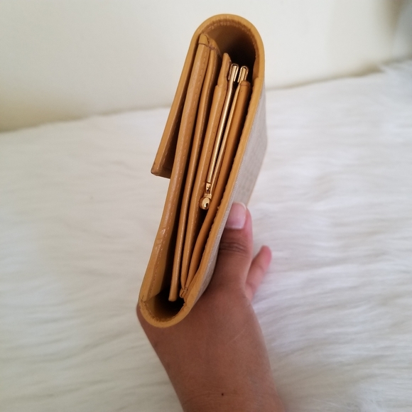 Authentic Celine long wallet bifold - Picture 11 of 11